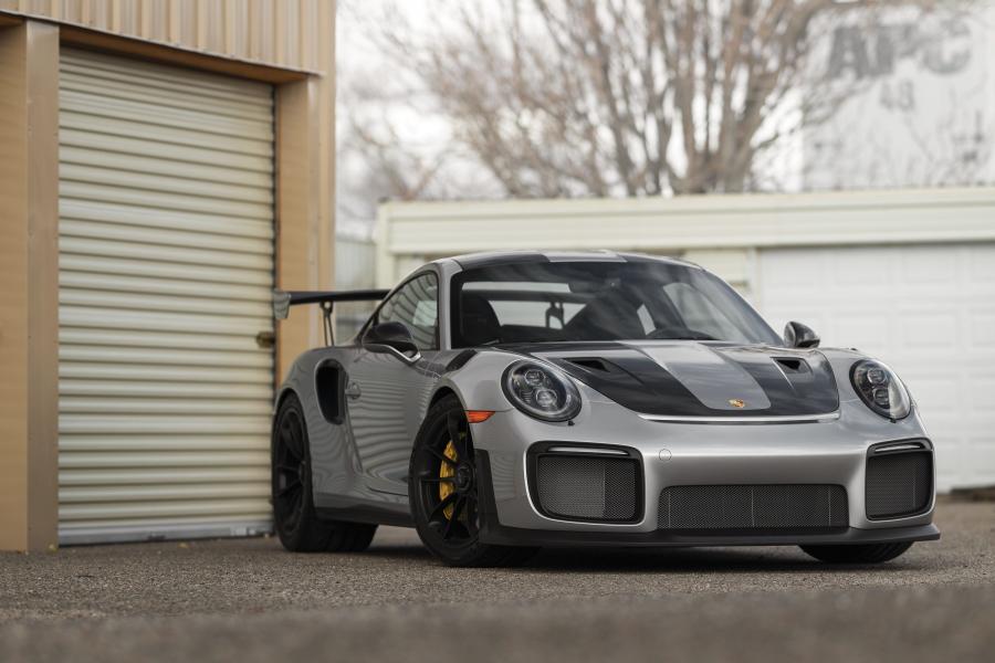  Porsche 911 GT2 RS (991) 2017 года  (NA) (фото 27 из 42)